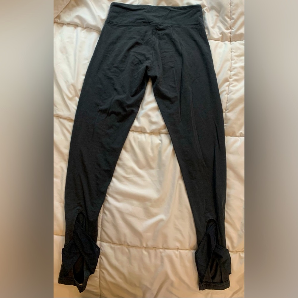Victorias Secret Sport charcoal gray yoga leggings size s